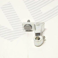 UKSEHINGED 8V0833403H